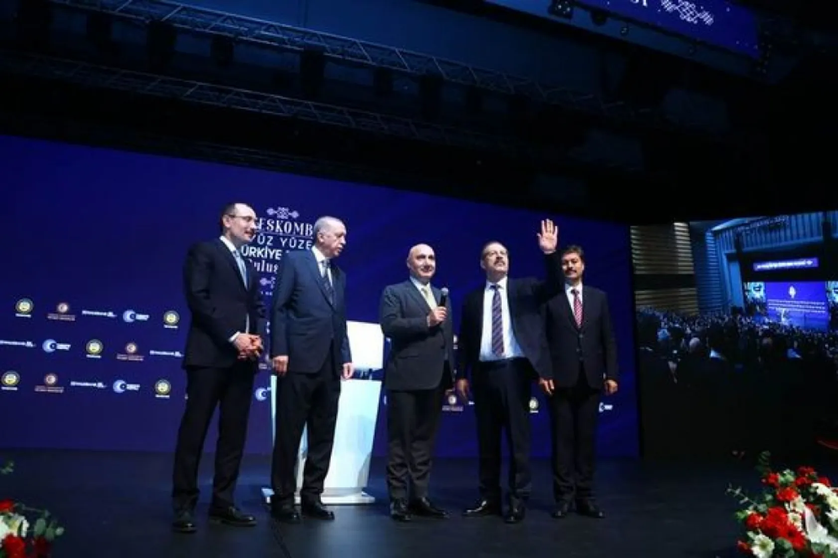 Erdoğan'ın Alperen Esnafları