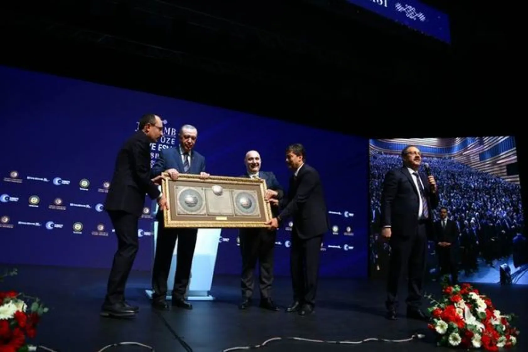 Erdoğan'ın Alperen Esnafları