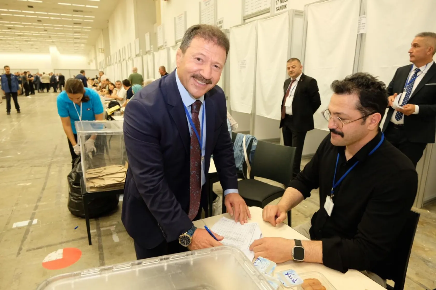 Adın adım TŞOF başkanlığına