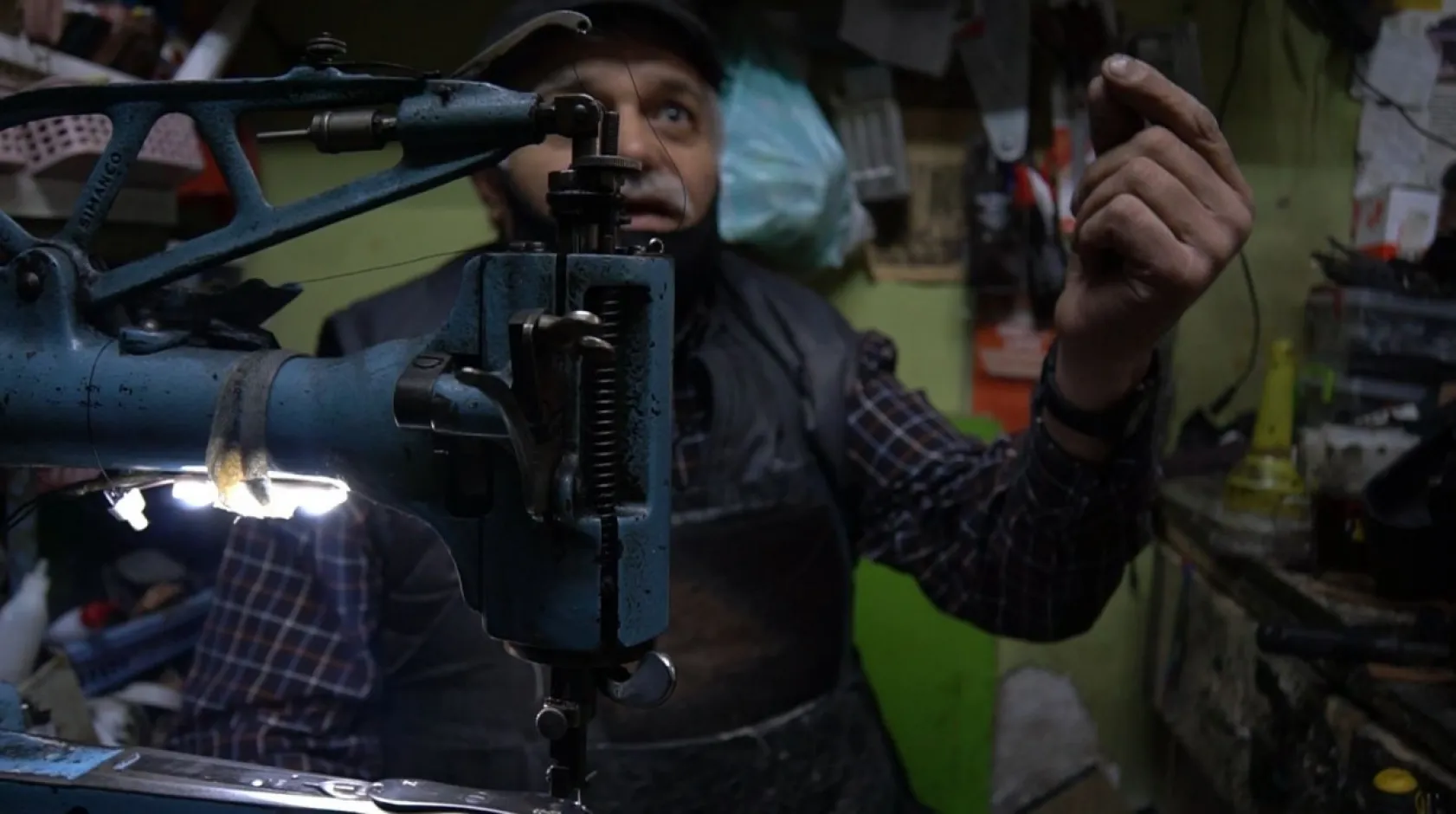 50 Yıldır Ayakkabı Tamir Ediyor