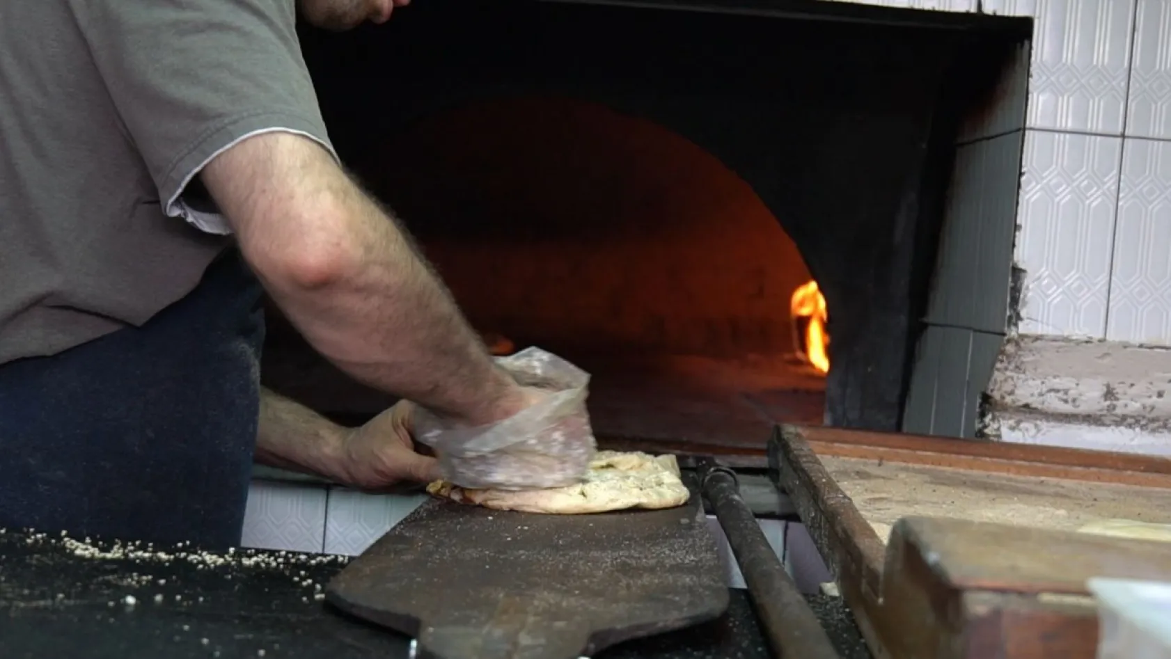 Dile Kolay 52 Yıldır Taş Fırının Karşısında