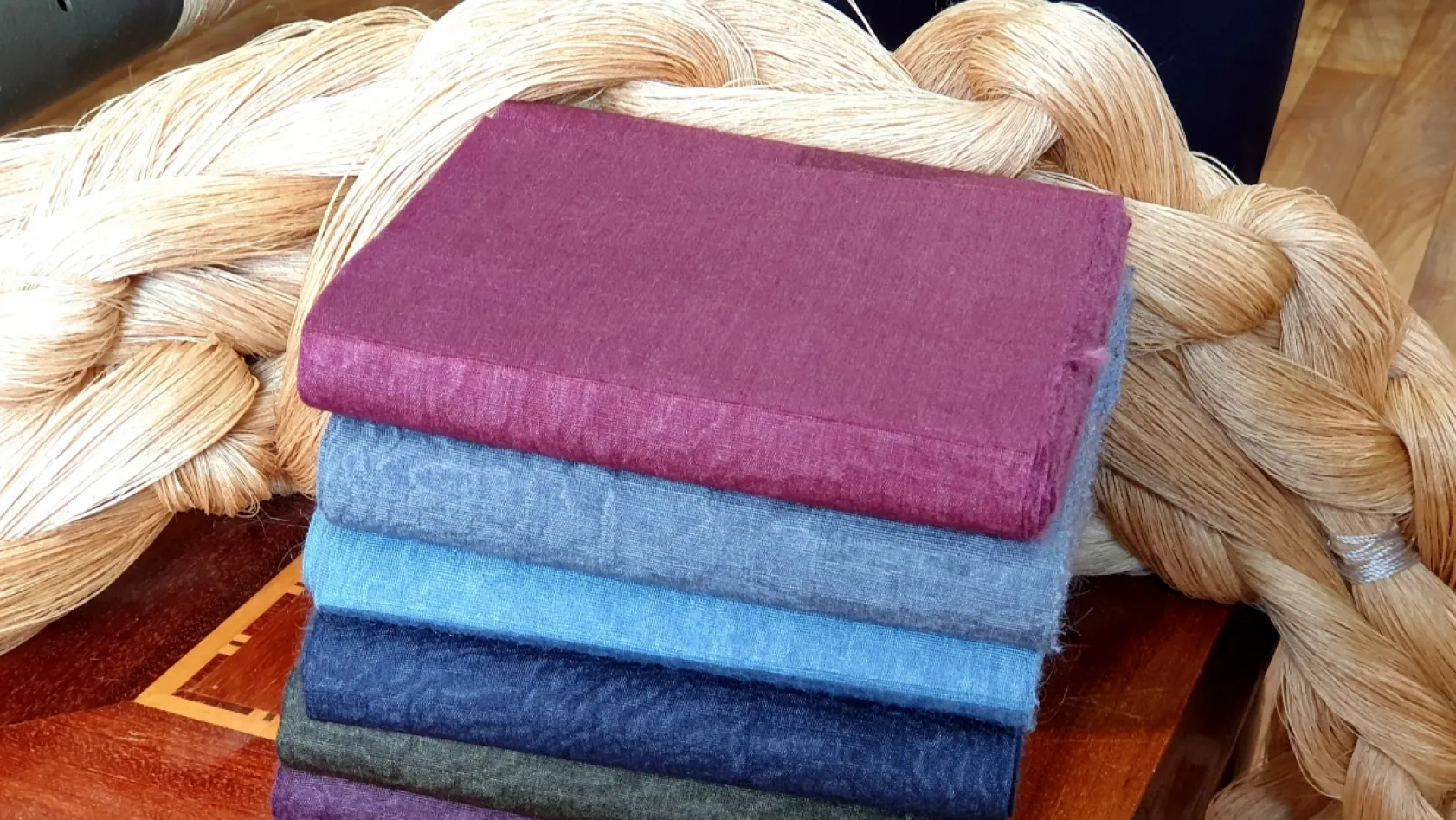 Eruh'un Şal Şepik Kumaşı Tarihe Meydan Okuyor