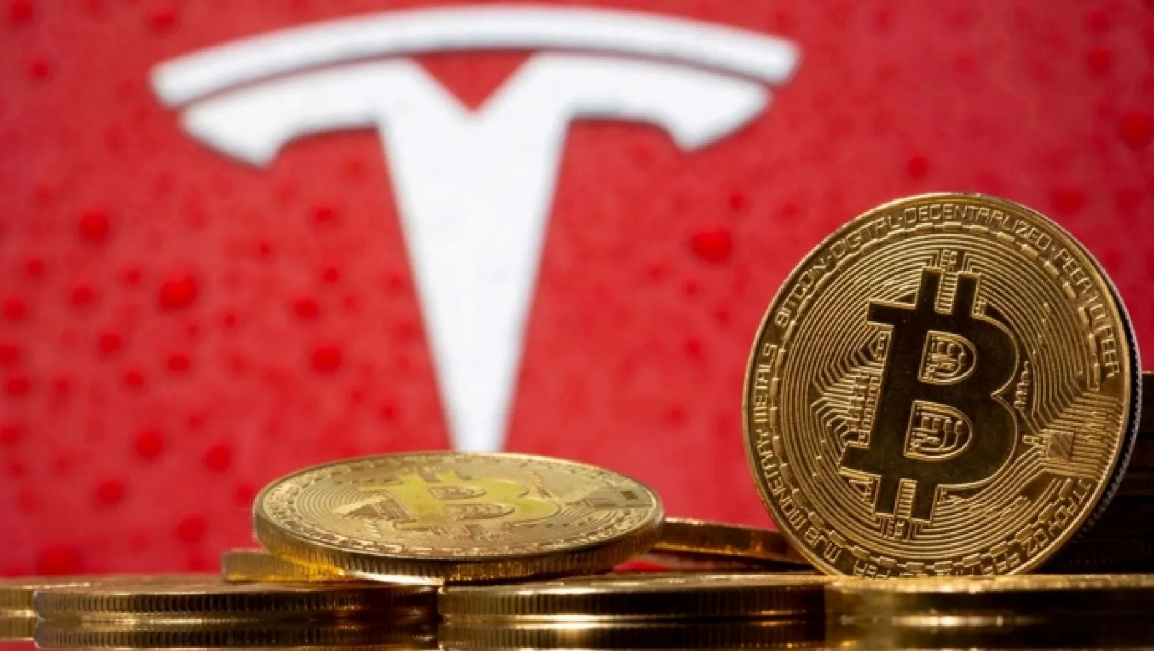 Bitcoin'e Tesla darbesi