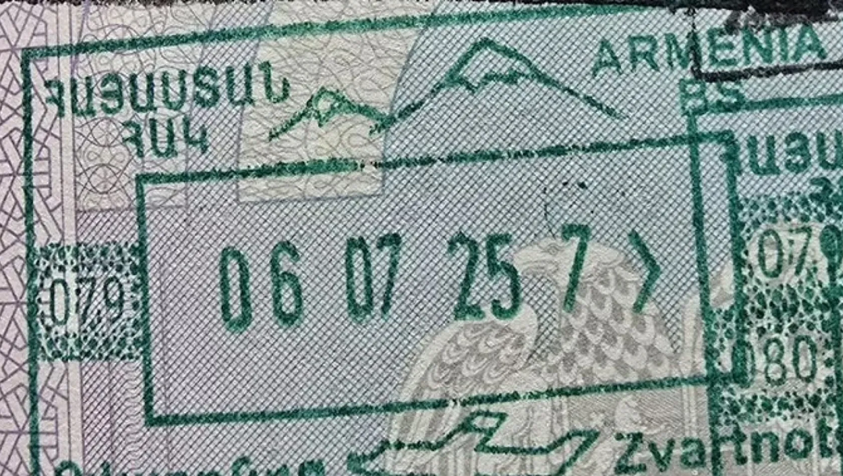 Ermenistan o damgadan Ağrı Dağı'nı kaldırıyor