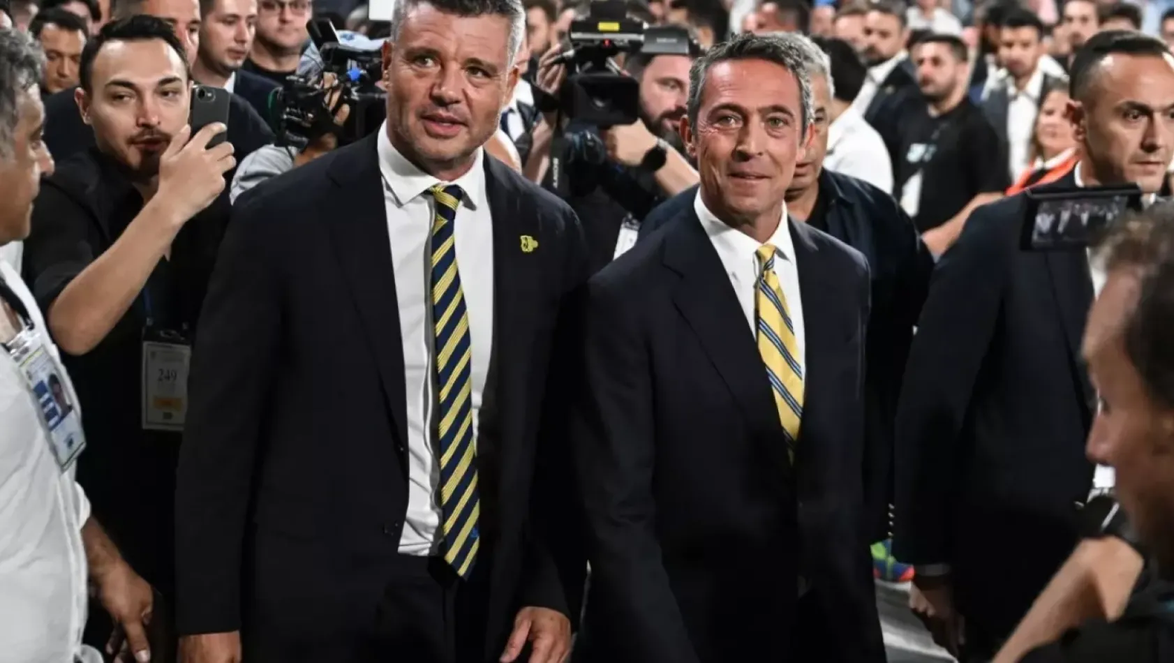 Fenerbahçe olağanüstü seçime gidiyor