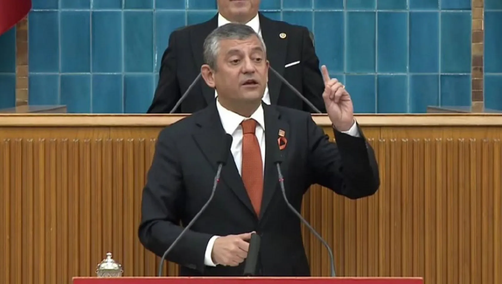 Özel'den Akın Gürlek'e: Belgeleri yarın basına yollayacağım