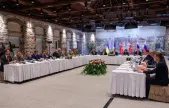 Dolmabahçe'de üçlü zirve