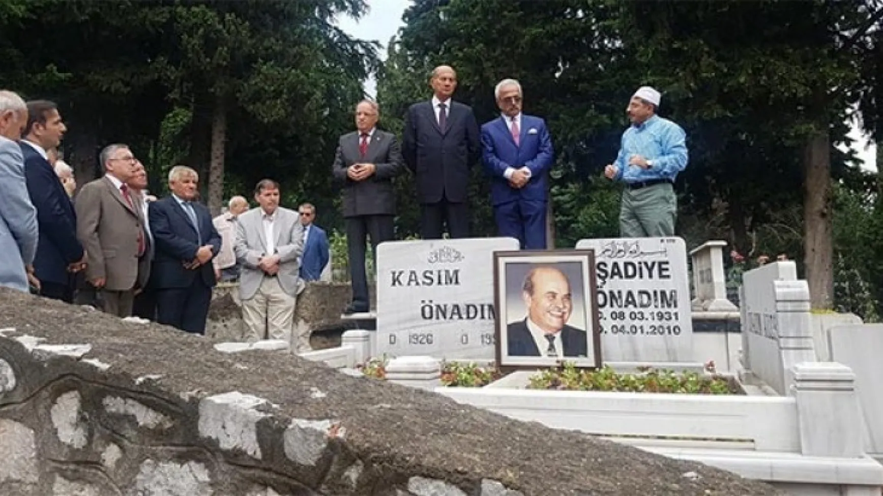 Esnaf Koca Çınarını Anıyor...