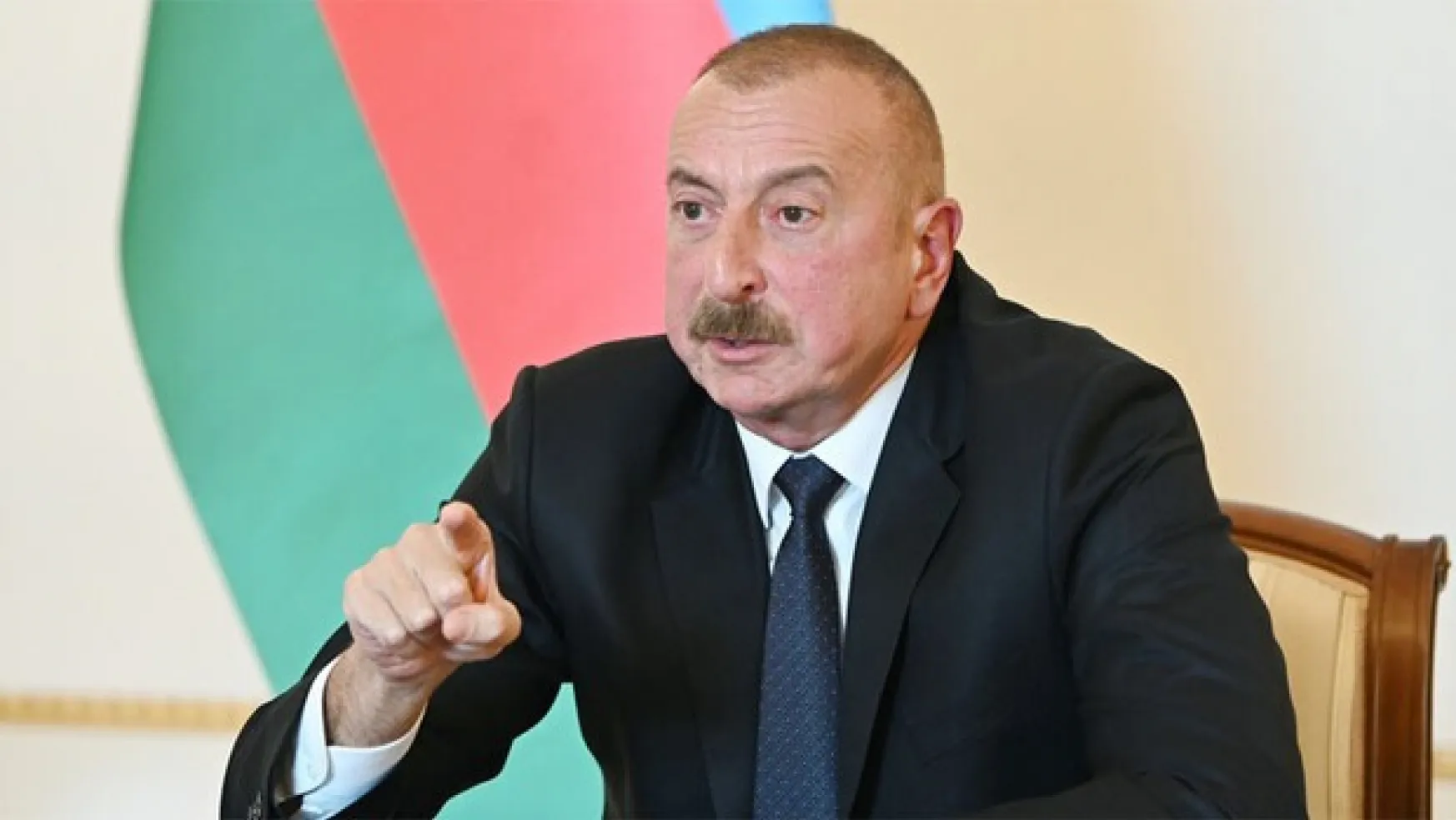 Aliyev: Bu tarihi şansı kaçırmasınlar