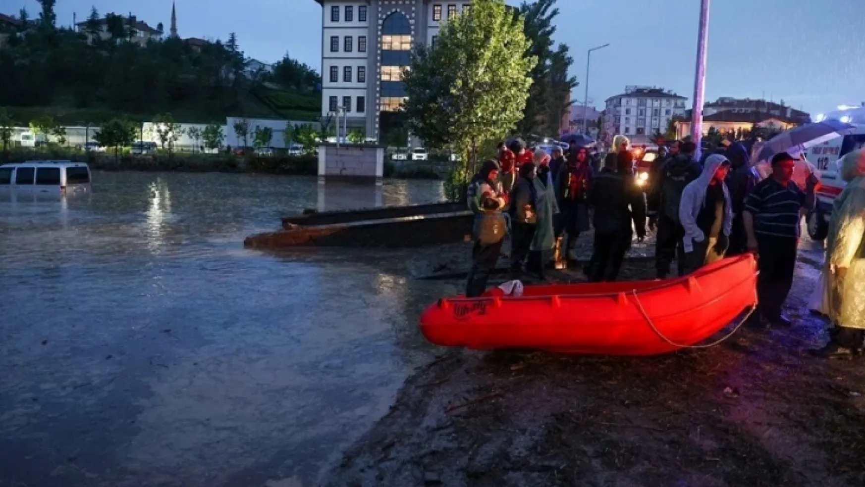 Ankara Akyurt'ta sel felaketi can aldı
