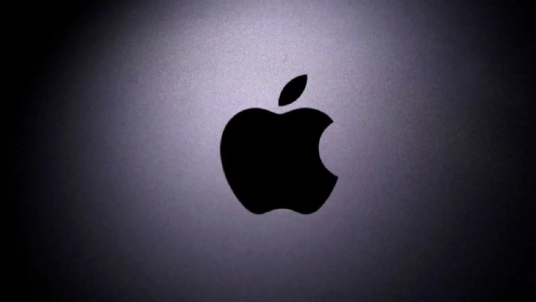 Apple, dünyanın en değerli şirketi koltuğunu kaptırdı