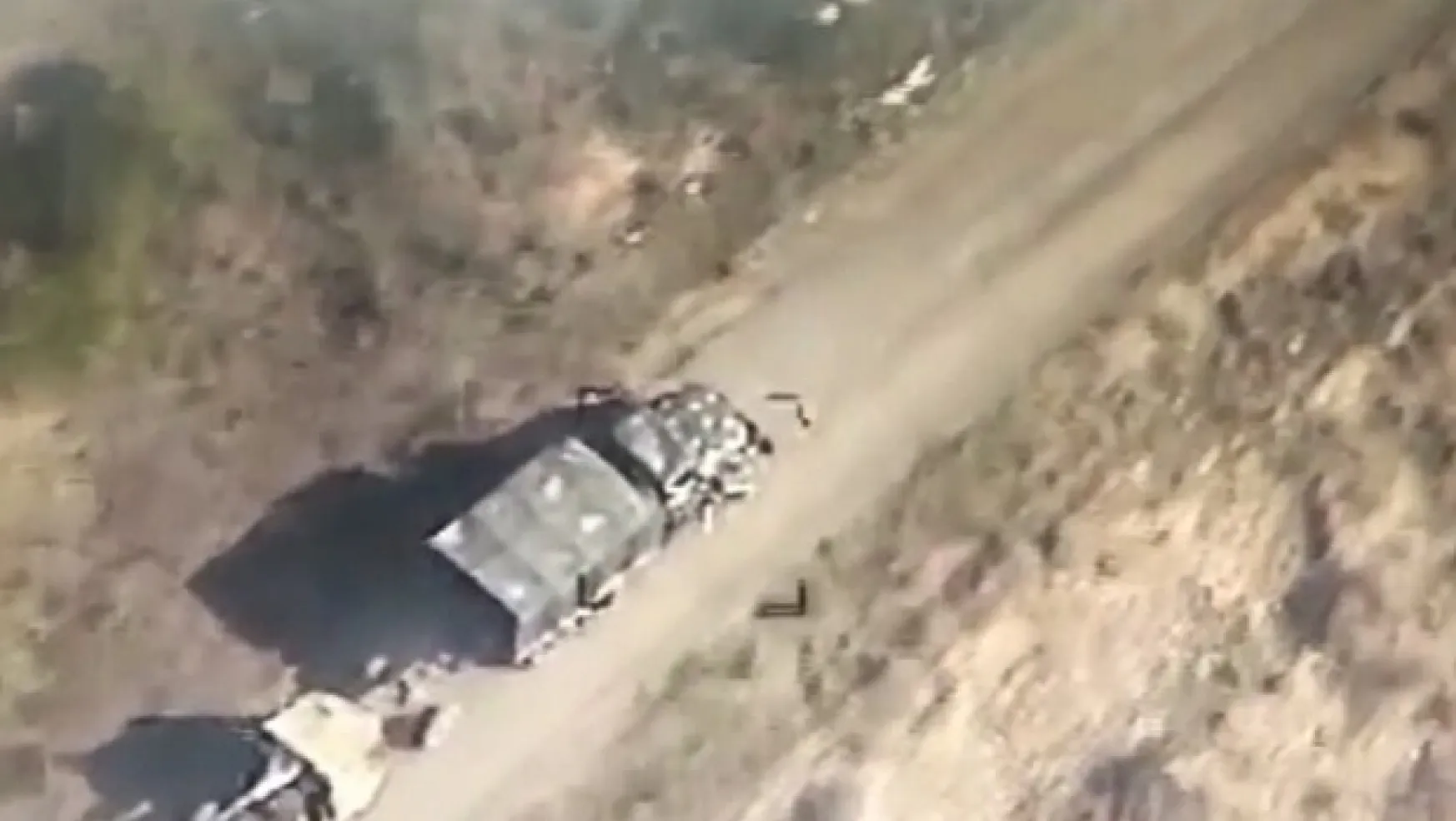 Azerbaycan kamikaze dronelarla vurdu