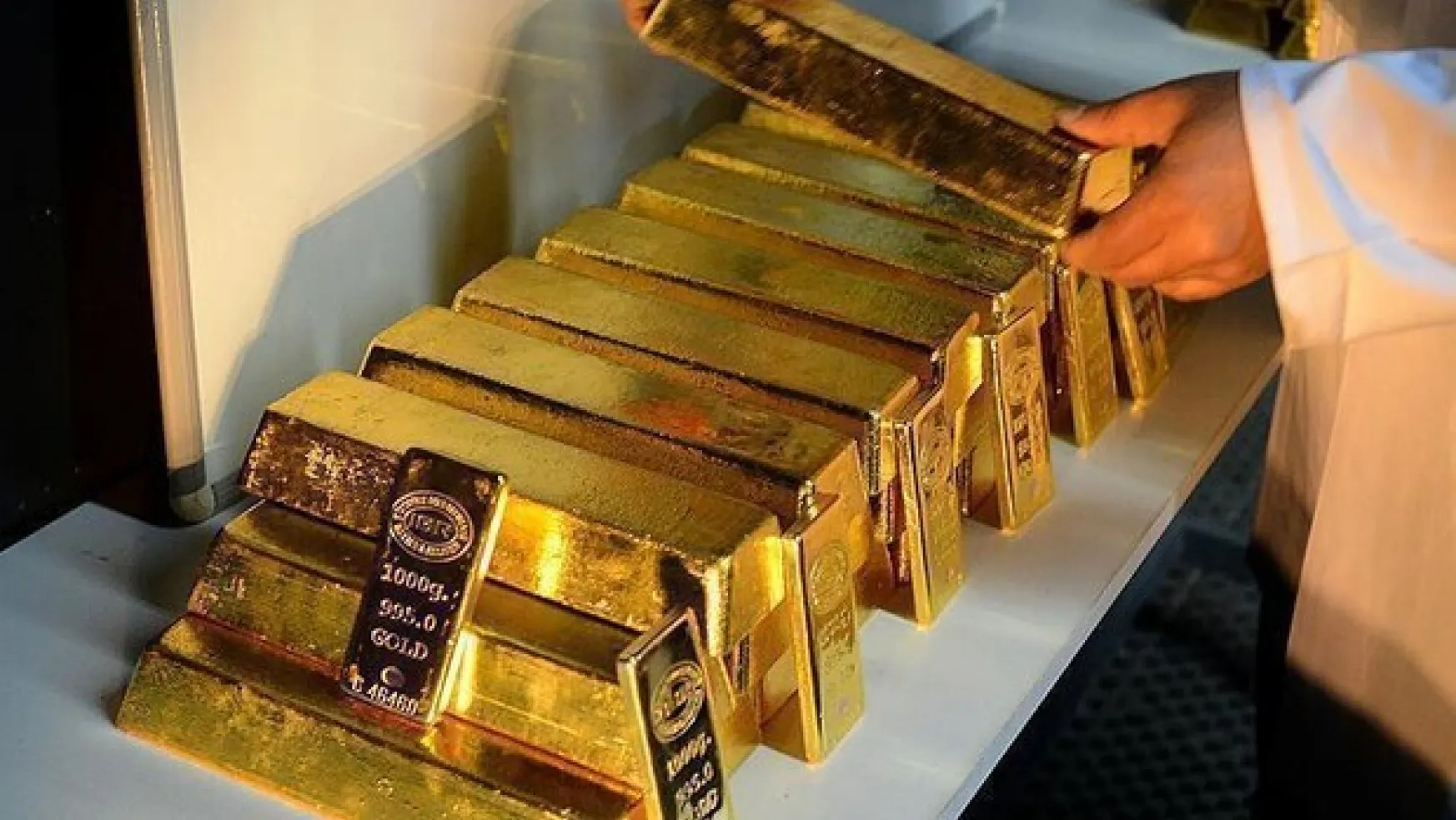 Bakan Dönmez: Altın üretimini 45 tona çıkaracağız