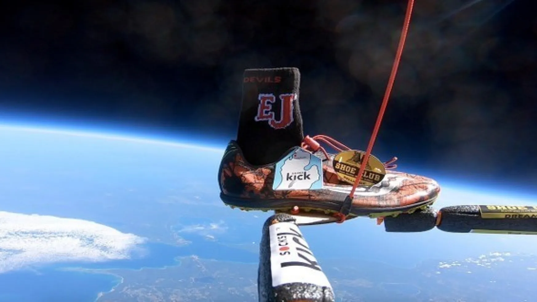 Bu da Oldu, Bir Türk Uzaya Çorap  Gönderdi
