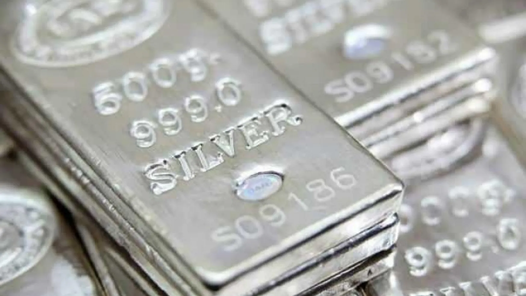 Çarpıcı tahmin: Gümüş, 2022'de altına tur bindirecek
