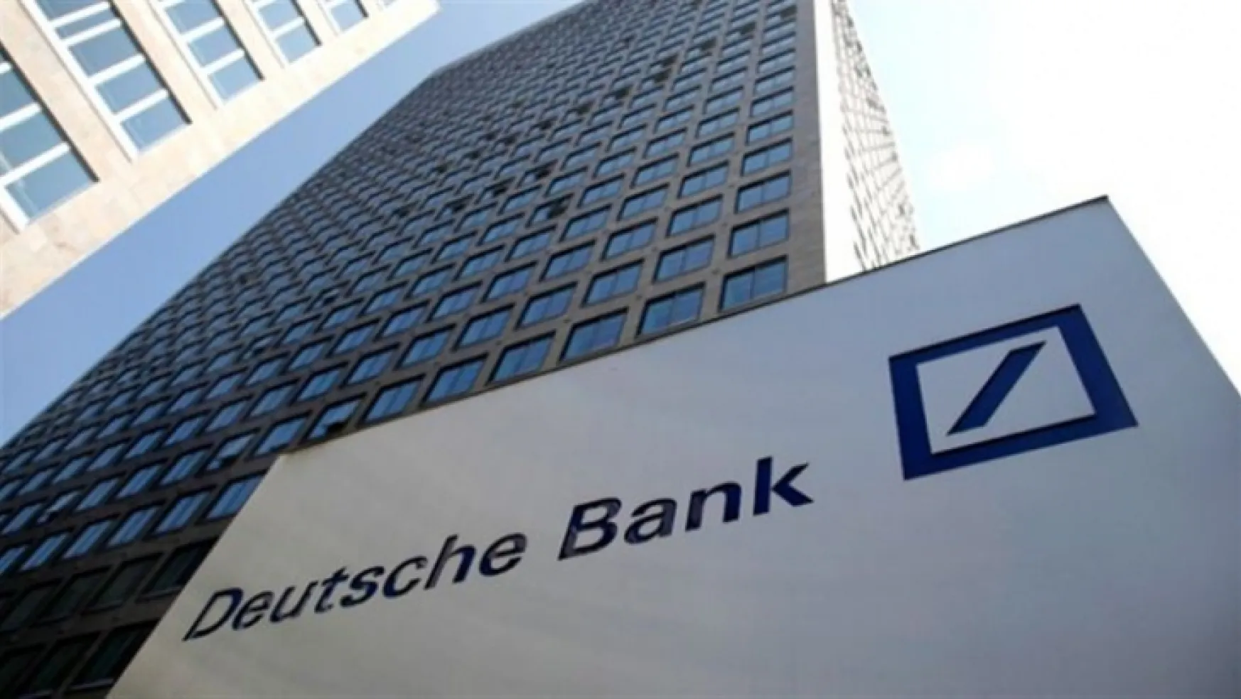 Deutsche Bank'tan FETÖ'ye darbe