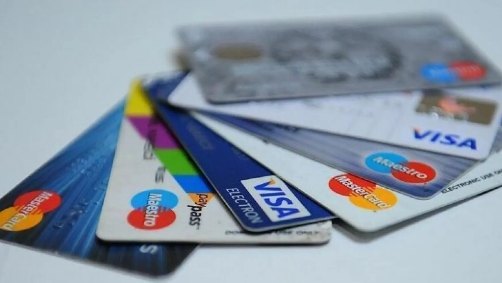 Dikkat! Kredi kartları tamamen değişiyor!