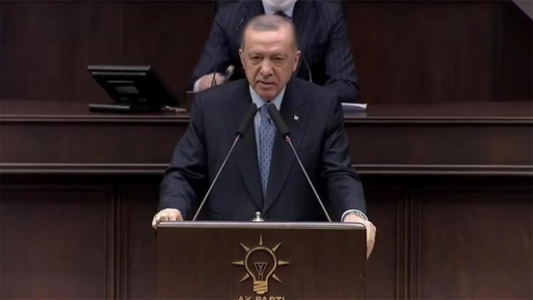 Erdoğan: Parlementomuzda bu tür birilerini görmek istemiyoruz