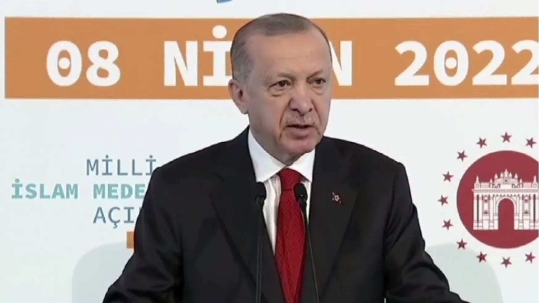 Erdoğan: Meydanı onlara bırakmayacağız!