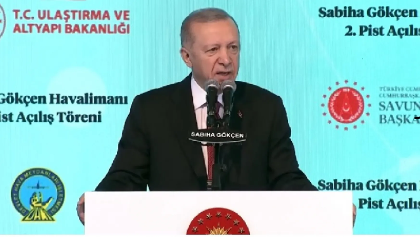 Erdoğan Sabiha Gökçen Havaalanı'nda 2. pistin açılışını yaptı