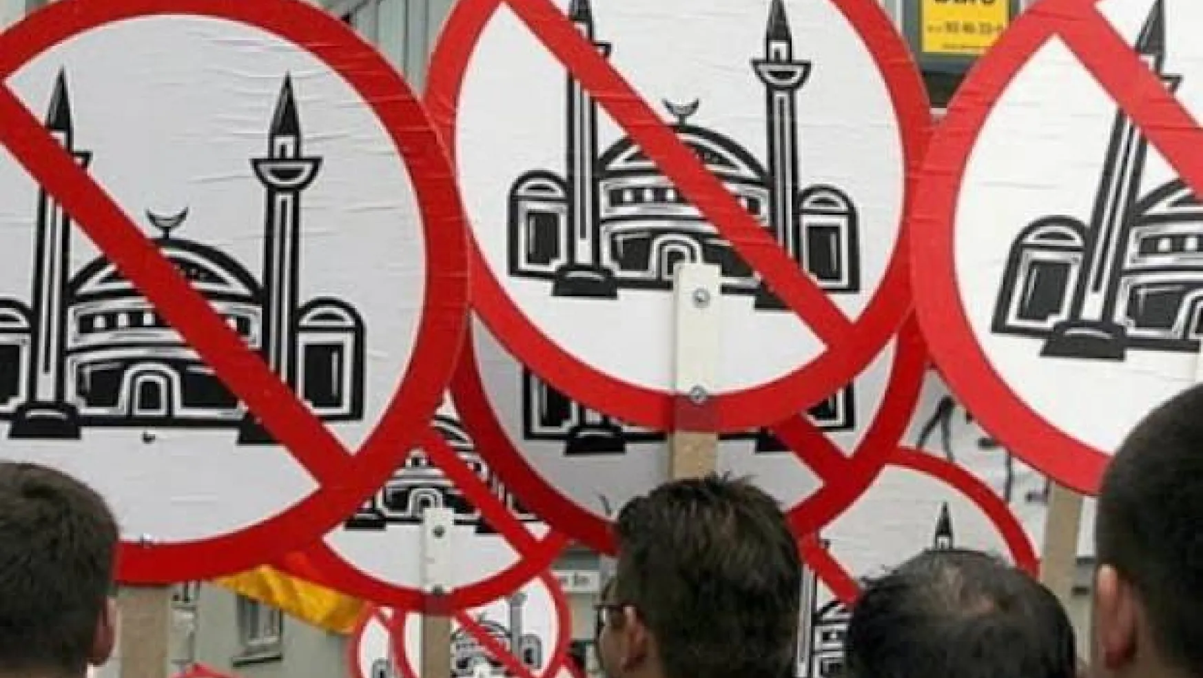 Hollanda'da İslam'a hakaret
