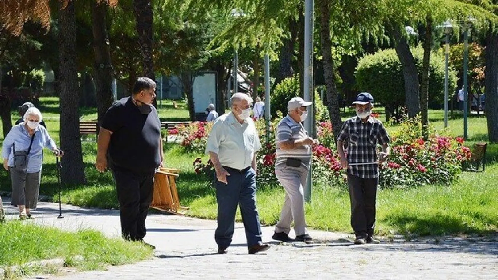 İzmir'de 65 yaş ve üzeri için sokağa çıkma kısıtlaması