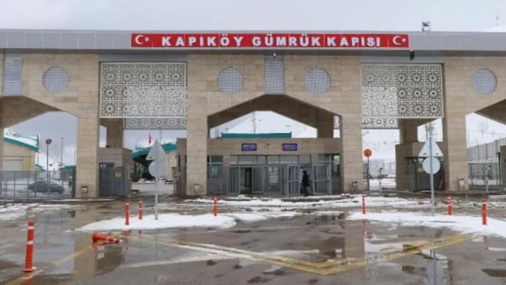 Kapıköy Gümrük Kapısı Kapatıldı