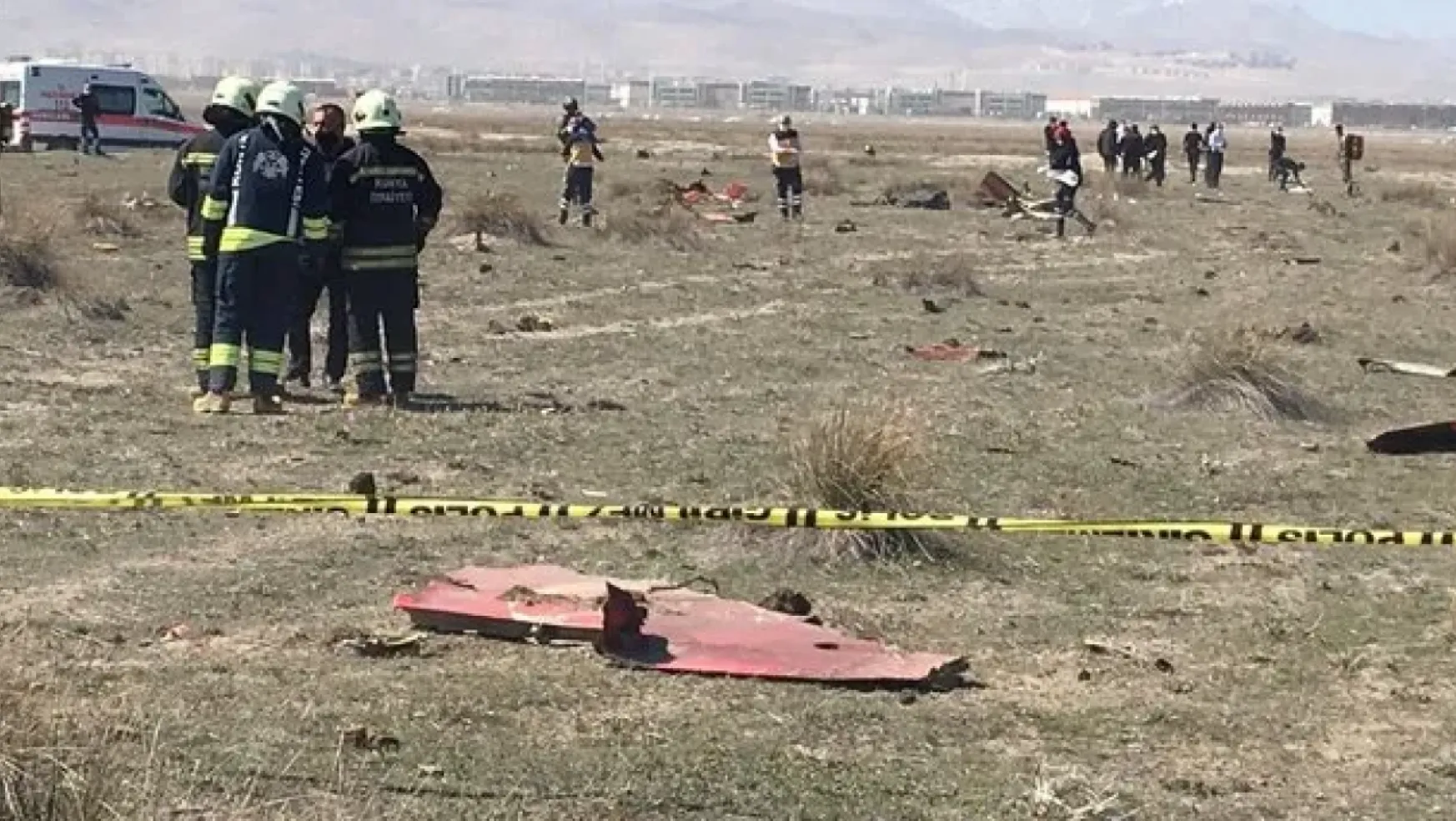 Konya'da askeri eğitim uçağı düştü 1 şehit
