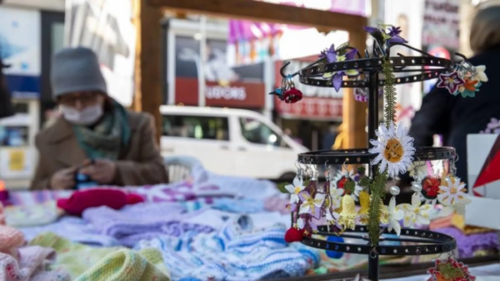 Mersin'de kadın üreticiler yoğurt pazarı'nda 2. kez buluştu