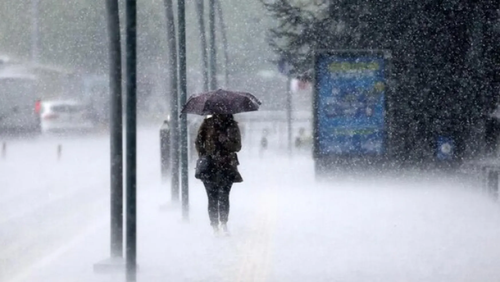Meteoroloji'den İstanbul dahil çok sayıda kente sağanak uyarısı