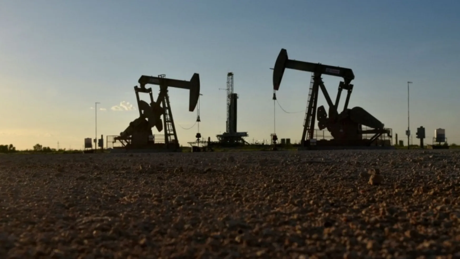 OPEC'ten petrol fiöyatlarını yükseltecek karar