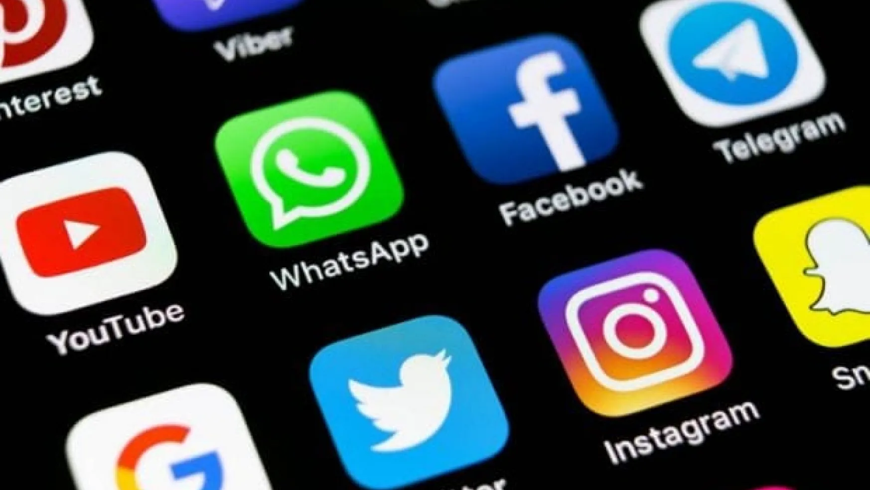 Sosyal Medya Mecralarına Büyük Ceza