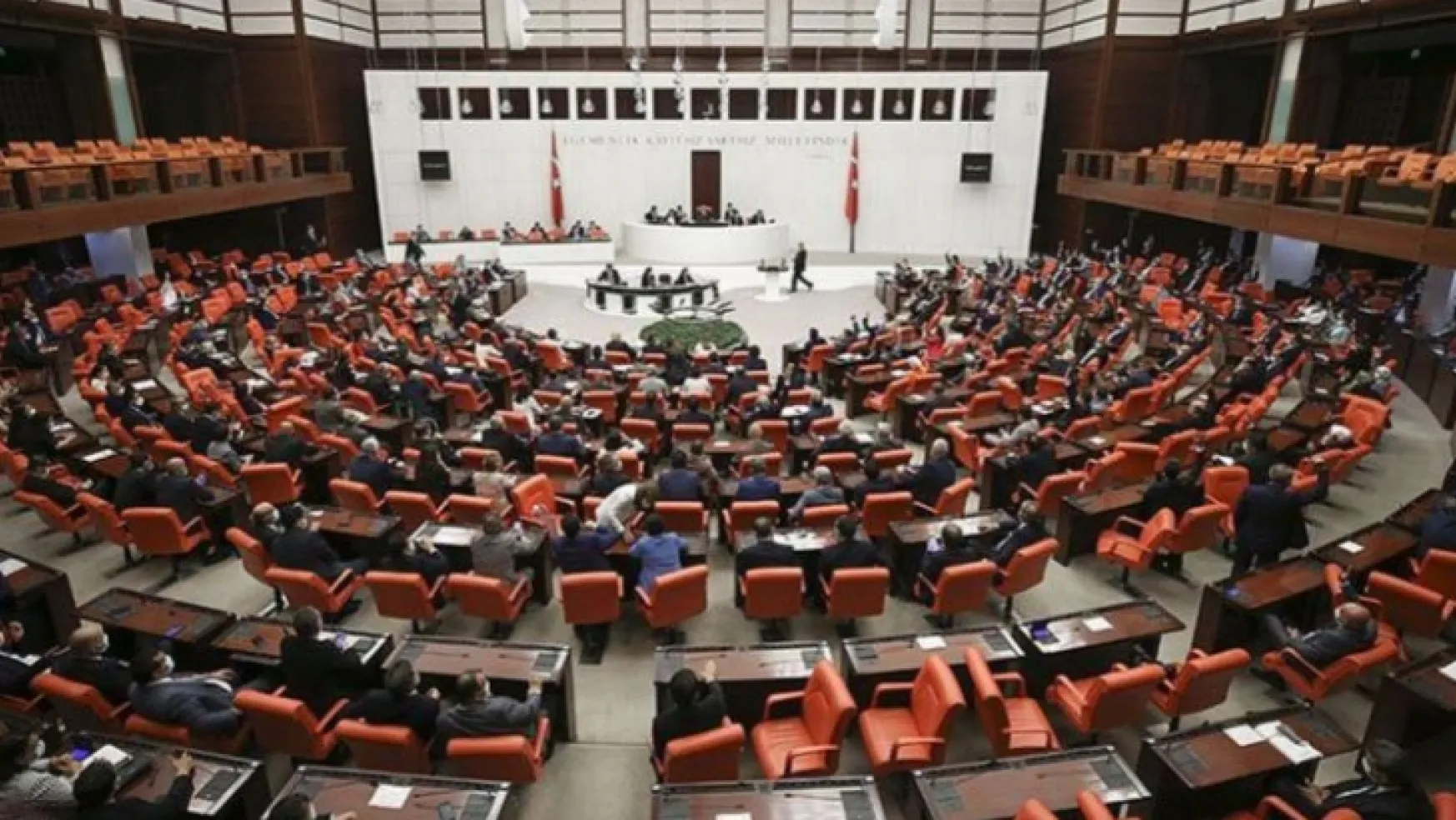 TİM ve ihracatçı birliklerine yönelik kanun teklifi Meclis'te kabul edildi