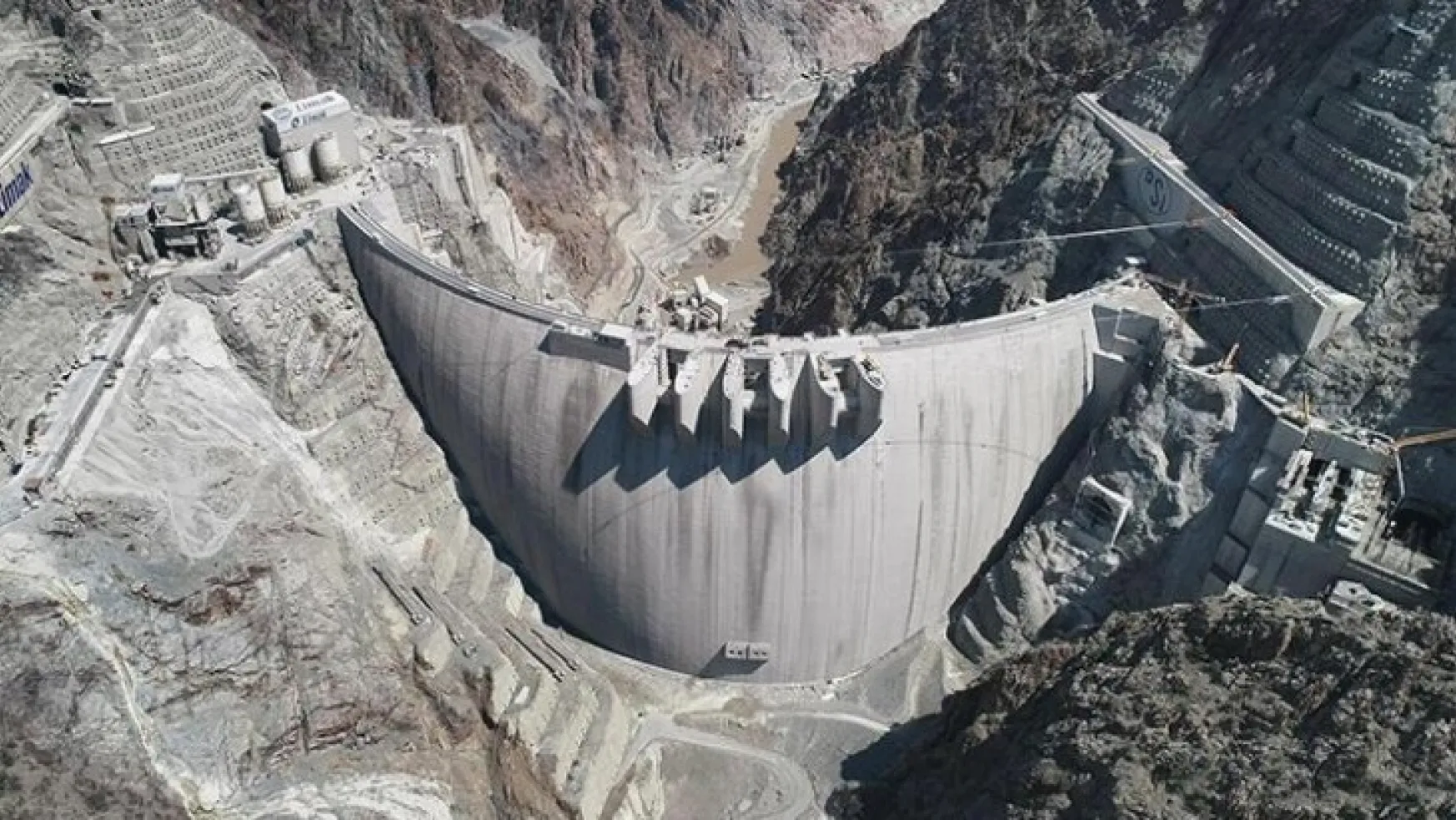 Yusufeli Barajı'nın inşaatı tamamlandı