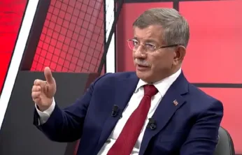 Ahmet Davutoğlu: Maddi sıkıntılar yaşıyorum