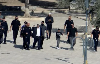 İsrailli bakanlar Mescid-i Aksa'yı bastı