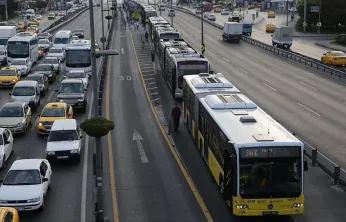 İstanbul'da metrobüsler için yeni uygulama