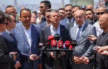 Özgür Özel: Akın Gürlek üzerine alınmış!