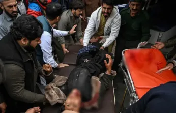 Pakistan: Camiye bombalı saldırı 24 kişi öldü, 100 yaralı