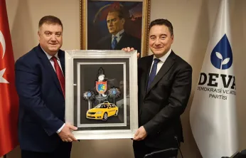 Taksicinin TOGG Hayali ve ÖTV'siz Araç Talepleri Babacan'a İletildi