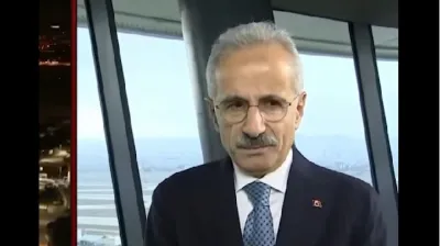 Bakan Uraloğlu canlı yayında rahatsızlandı