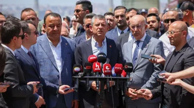 Özgür Özel: Akın Gürlek üzerine alınmış!