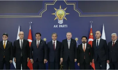 7 belediye başkanı partilerinden istifa ederek AKP'ye geçti