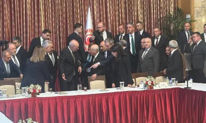 Bahçeli, 99 gün sonra Meclis'te! Önder'i anma törenine katıldı!