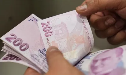 Emekli memurların maaş ödemesi bir gün öne çekildi