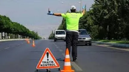 Yeni trafik cezaları askıya alındı