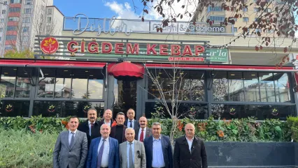 Ankara'nın Dört Önemli Esnaf Odası Başkanı, Çankaya Belediyesi Zabıta Müdürlüğü Ekibiyle Bir Araya Geldi