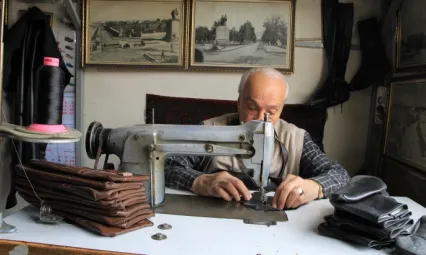 'Yemeni Giyenler Öldü, Git Dometes Sat' Dediler