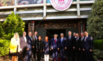 TESK, Eski Başbakan Davutoğlu'nu Ağırladı