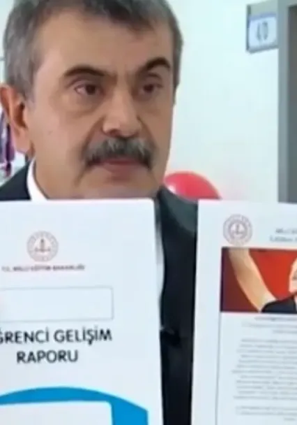 Bakan Tekin'den 'Atatürksüz karne' iddialarına yanıt